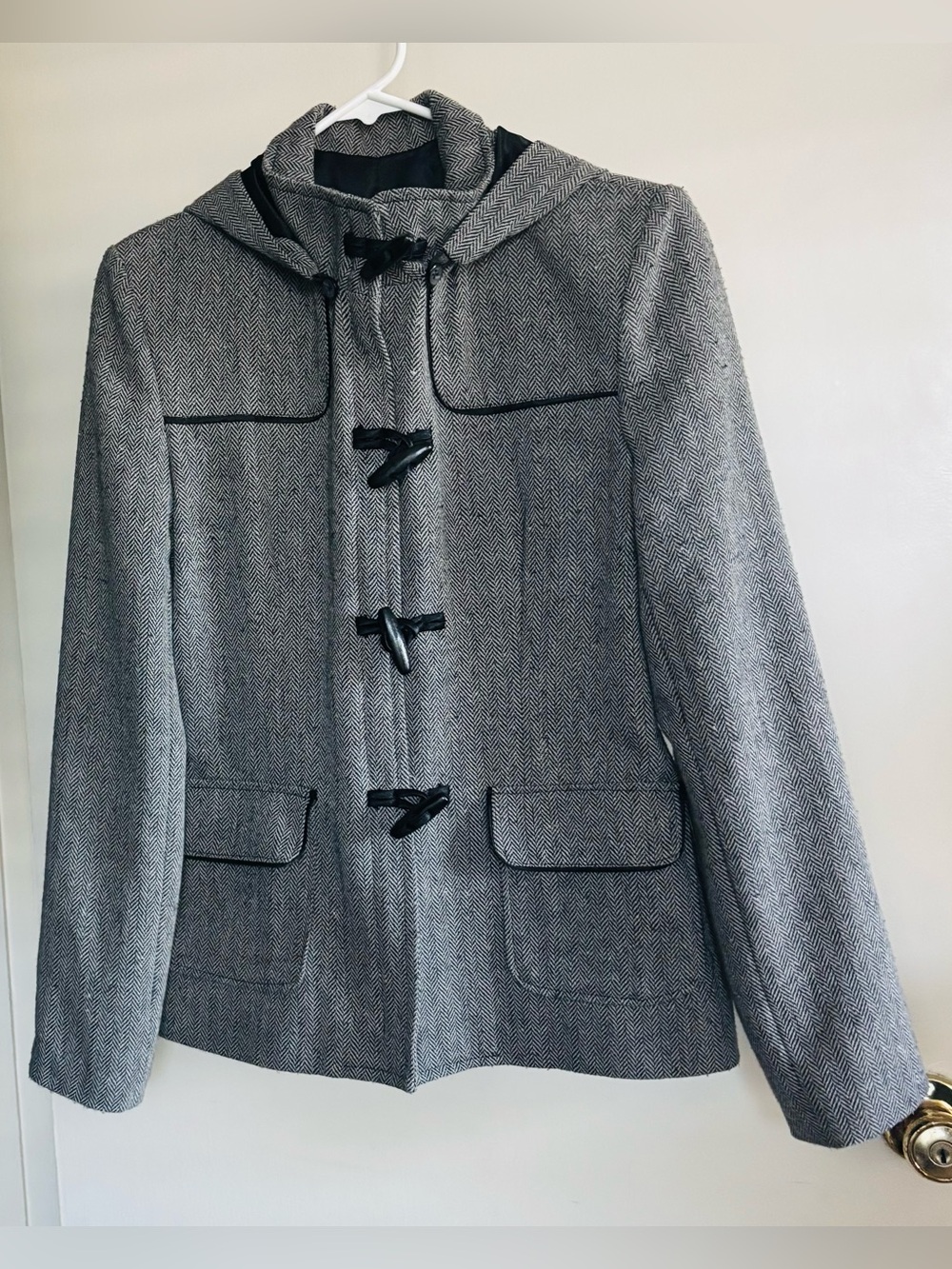 Women’s Hooded Herringbone Toggle Coat Gray